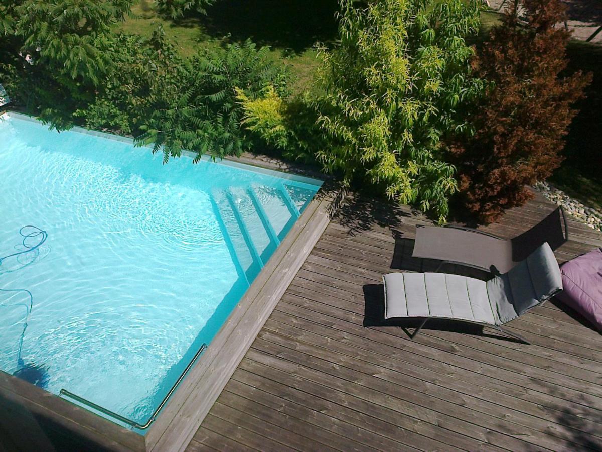 Chambre D'Hotes Des P'Tits Bonheurs Dosches Exterior foto