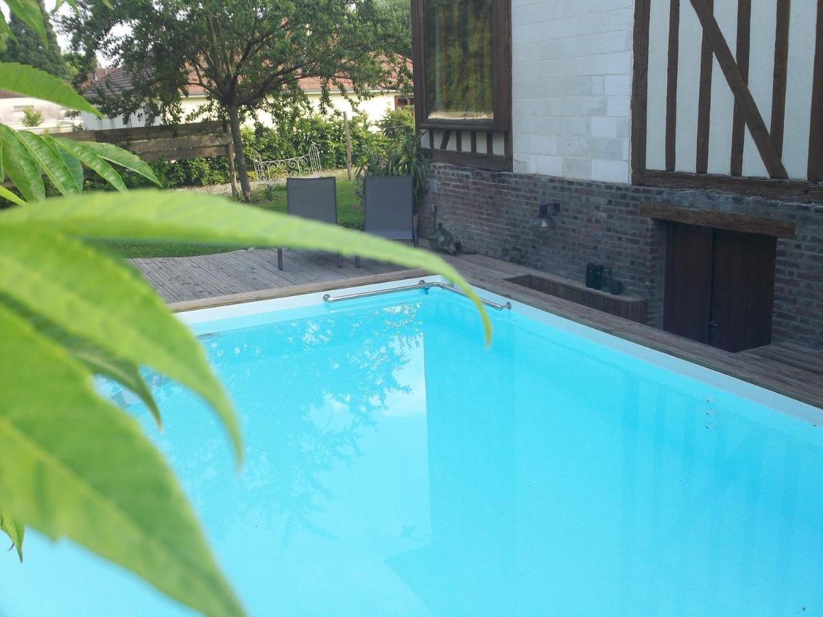 Chambre D'Hotes Des P'Tits Bonheurs Dosches Exterior foto